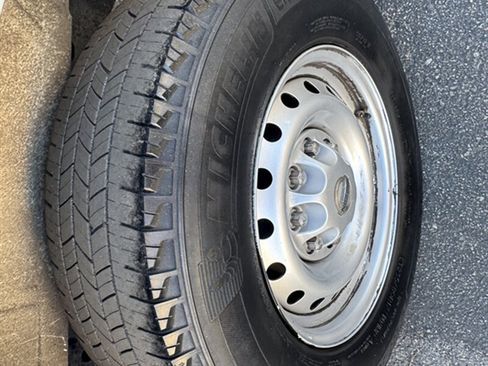 Used 2018 Nissan NV 1500 S w/ Rear Door Glass Package image 14