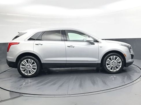 Used 2019 Cadillac XT5 Premium Luxury image 3