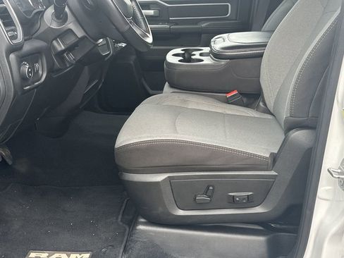 Used 2024 RAM 3500 Big Horn image 9