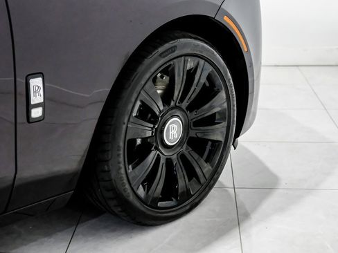 Used 2024 Rolls-Royce Ghost image 72