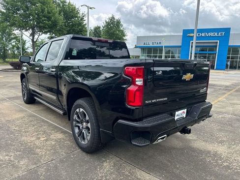 New 2026 Chevrolet Silverado 1500 High Country w/ Technology Package AWD/4WD image 6
