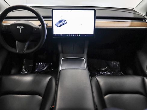 Used 2024 Tesla Model Y Long Range AWD/4WD image 12