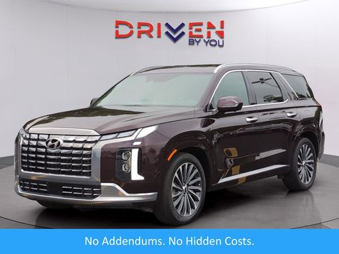 Used 2024 Hyundai Palisade Calligraphy FWD image 1