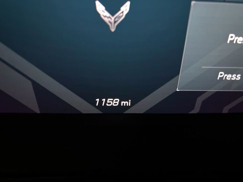 Used 2025 Chevrolet Corvette Stingray image 18