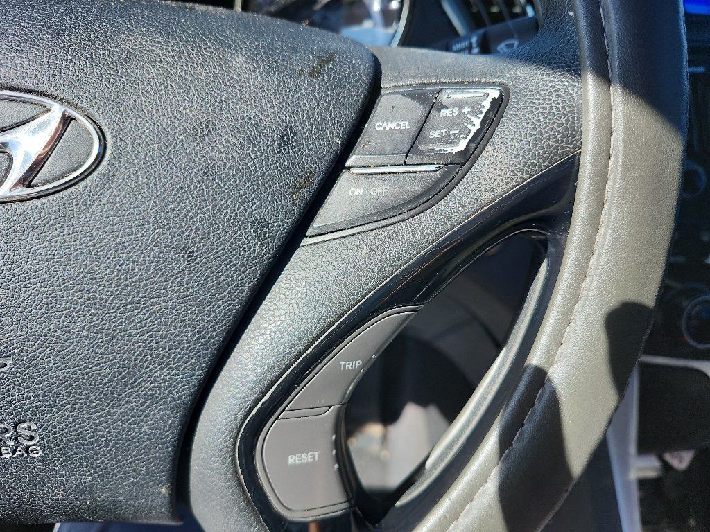 Used 2013 Hyundai Sonata Limited FWD image 16