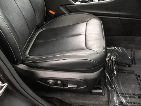 Used 2021 Jeep Grand Cherokee L Limited AWD/4WD image 42