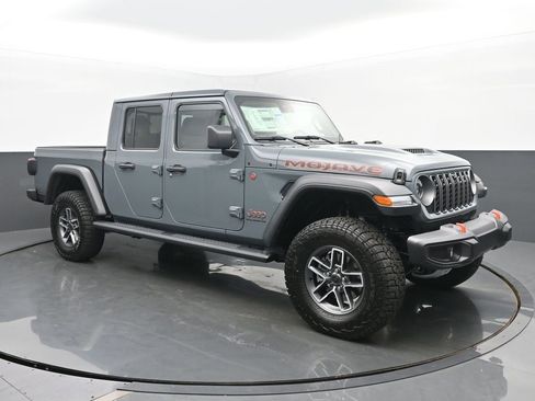 New 2025 Jeep Gladiator Mojave w/ Safety Group image 7