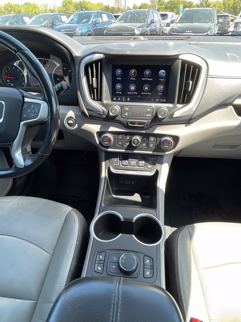 Used 2020 GMC Terrain SLT w/ Preferred Package FWD image 18