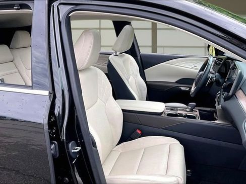 Used 2023 Lexus RX 350 AWD w/ Cold Area Package image 7