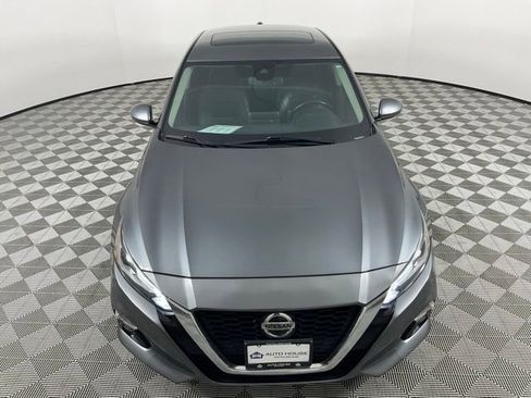 Used 2020 Nissan Altima 2.5 SL FWD image 15