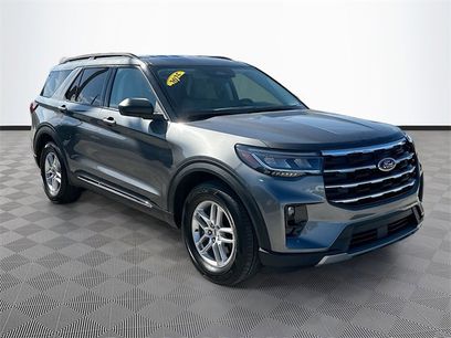 Used 2025 Ford Explorer Active w/ Active Comfort Package