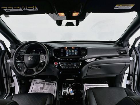 Used 2023 Honda Passport Elite image 12
