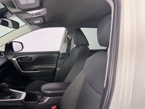 Used 2025 Toyota RAV4 LE image 23