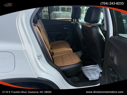 Used 2018 Chevrolet Trax Premier image 13