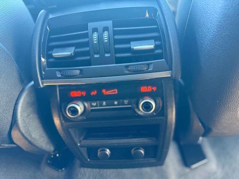 Used 2018 BMW X5 xDrive40e image 13