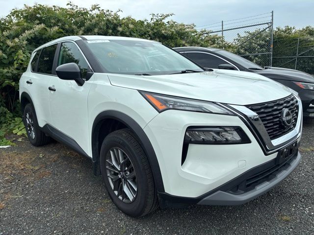 Certified 2023 Nissan Rogue S AWD/4WD image 3