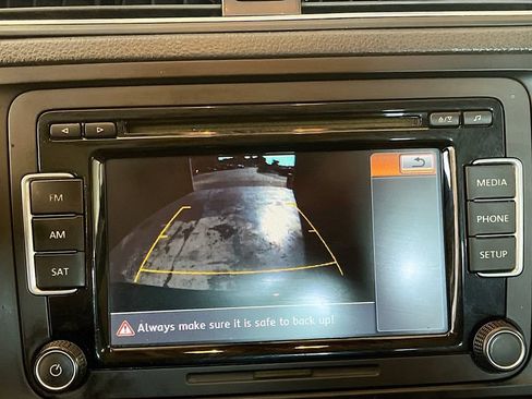 Used 2015 Volkswagen Jetta SE FWD image 13