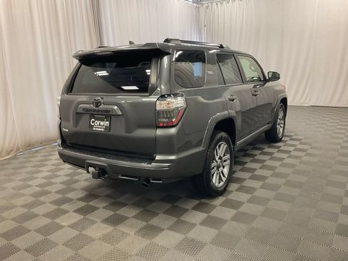 Used 2022 Toyota 4Runner TRD Sport AWD/4WD image 2