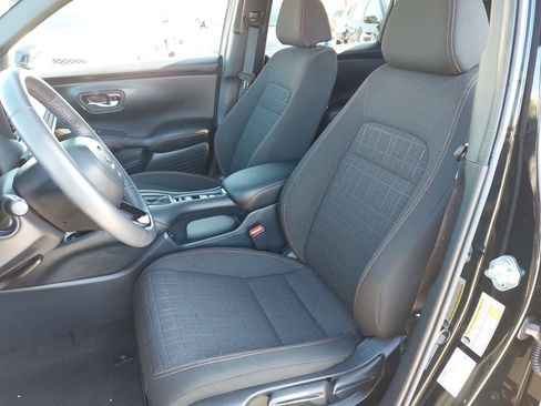 Certified 2024 Honda HR-V Sport image 14