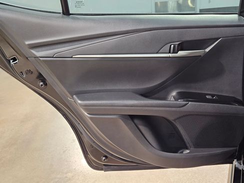 Used 2026 Toyota Camry SE FWD image 33