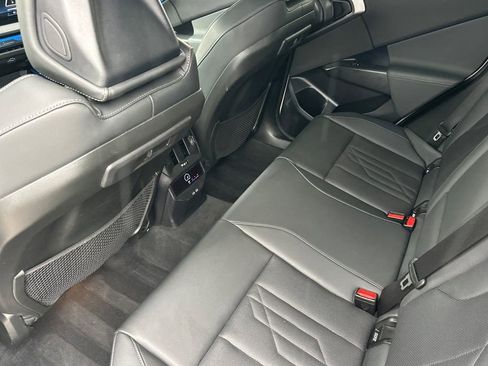 Used 2025 BMW X3 xDrive30i w/ Premium Package image 10