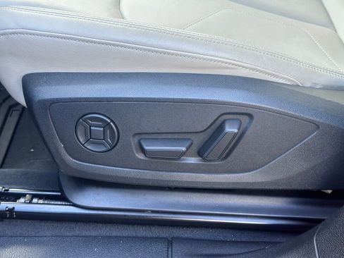 Used 2024 Audi Q3 2.0T Premium Plus w/ Premium Plus Package image 15