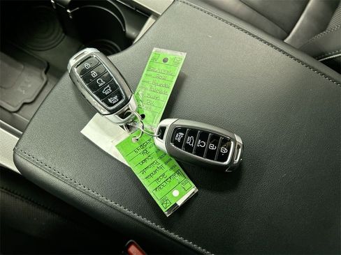 Used 2021 Hyundai Palisade Calligraphy image 12
