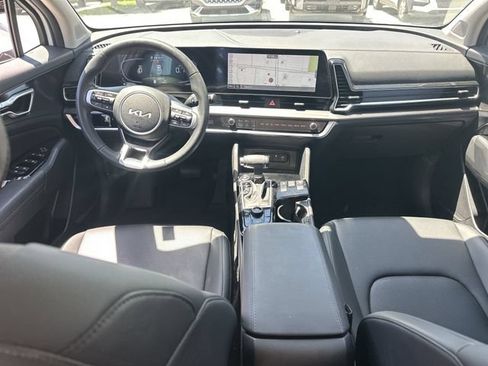 Certified 2024 Kia Sportage EX FWD image 17