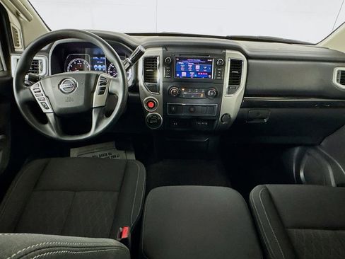 Used 2019 Nissan Titan SV AWD/4WD image 24