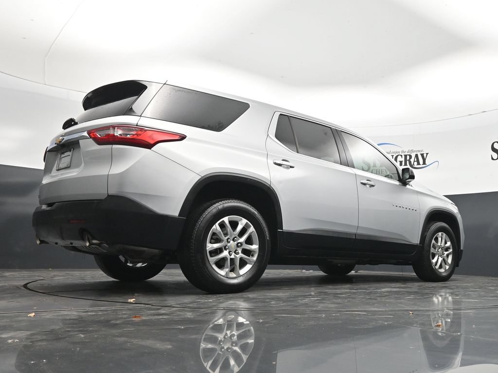 Used 2021 Chevrolet Traverse LS FWD image 32