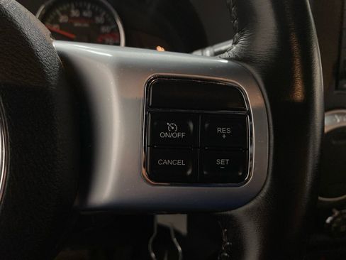 Used 2017 Jeep Wrangler Unlimited Rubicon image 19