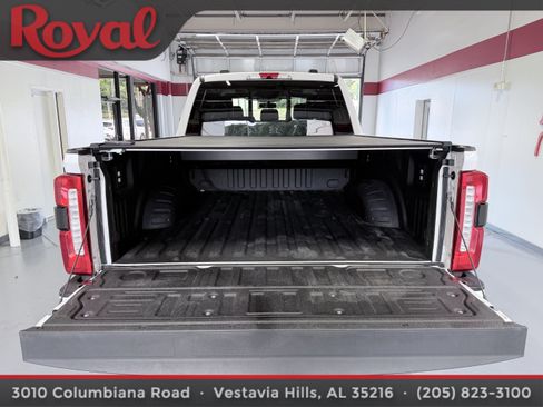 Used 2024 Ford F250 Lariat w/ Tremor Off-Road Package AWD/4WD image 6