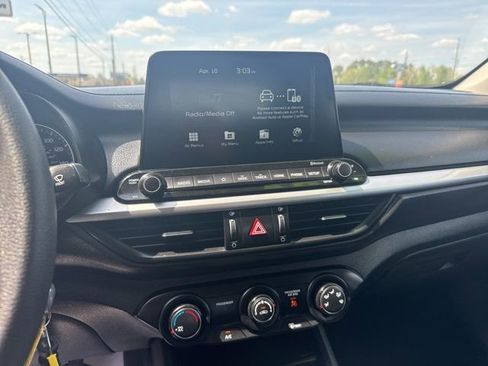 Used 2021 Kia Forte LXS FWD image 18