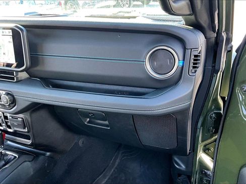 Used 2024 Jeep Wrangler High Altitude image 14