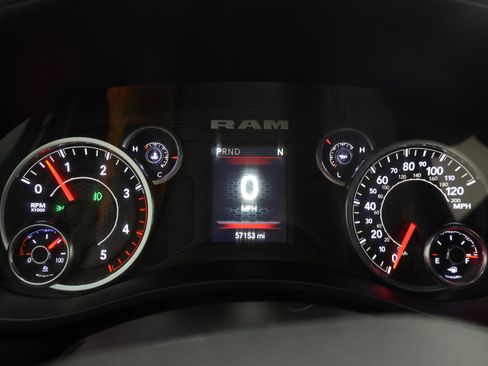 Used 2022 RAM 2500 Big Horn w/ Level A Equipment Group AWD/4WD image 10