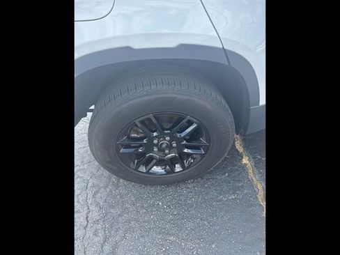 Used 2024 Land Rover Defender 110 S AWD/4WD image 15