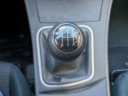 Used 2012 MAZDA MAZDA3 i Sport image 12