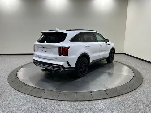 Used 2023 Kia Sorento SX AWD/4WD image 7