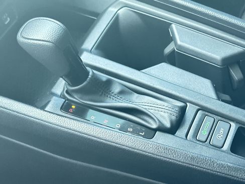 Used 2024 Honda Accord EX image 21