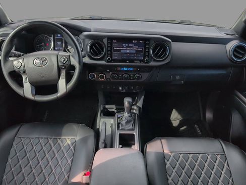 Used 2021 Toyota Tacoma TRD Sport w/ TRD Premium Sport Package AWD/4WD image 21
