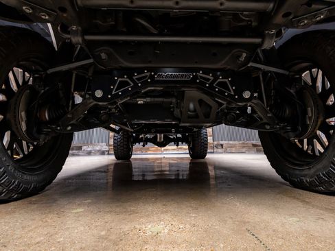 Used 2024 GMC Sierra 3500 Denali Ultimate image 14