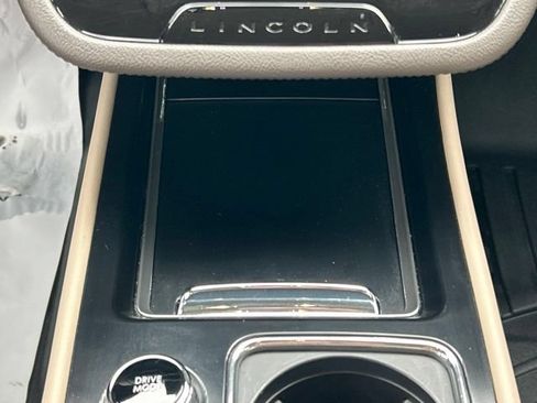 Used 2022 Lincoln Corsair AWD w/ Equipment Group 101A image 71