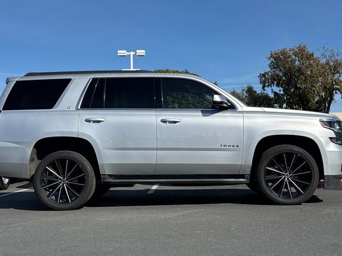 Used 2017 Chevrolet Tahoe LT image 4