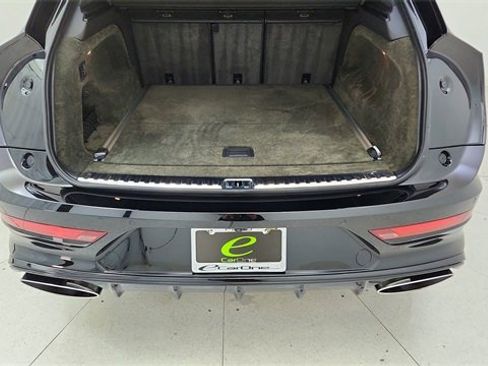 Used 2022 Bentley Bentayga Speed image 14