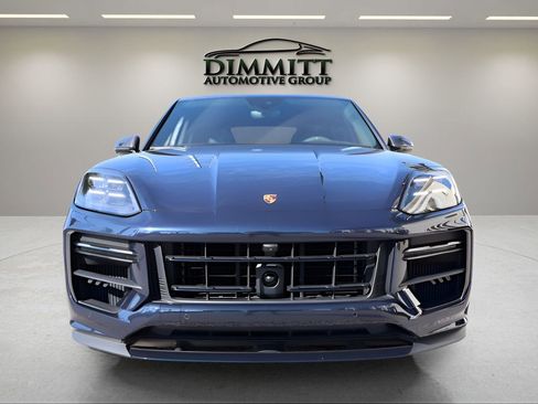 Used 2024 Porsche Cayenne Turbo GT AWD/4WD image 8
