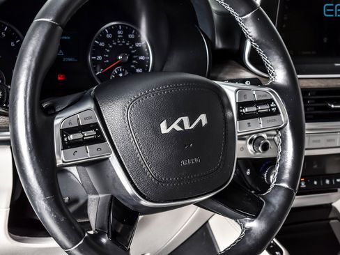 Used 2022 Kia Telluride EX w/ Towing Package image 18