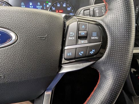 Certified 2022 Ford Explorer ST-Line image 14