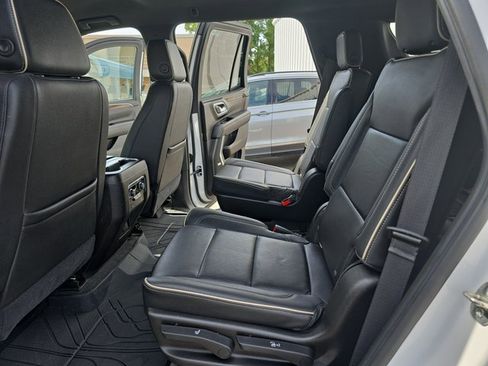 Used 2021 Chevrolet Tahoe Premier image 16