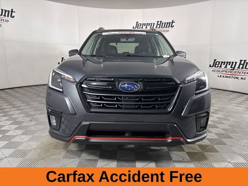 Used 2024 Subaru Forester Sport image 3