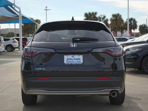 Certified 2024 Honda HR-V Sport image 5